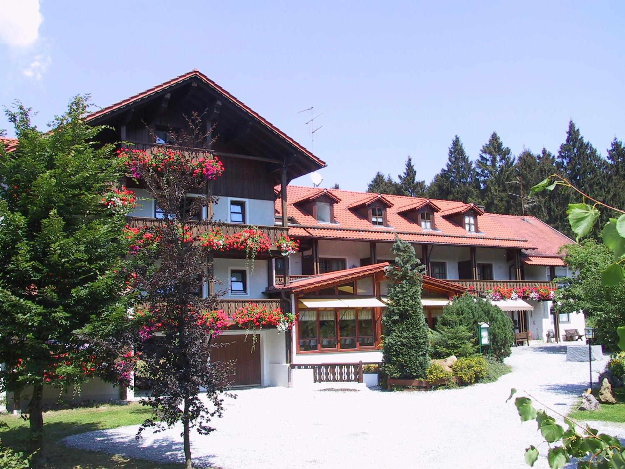 Waldpension Jaegerstueberl Bad Griesbach im Rottal Esterno foto